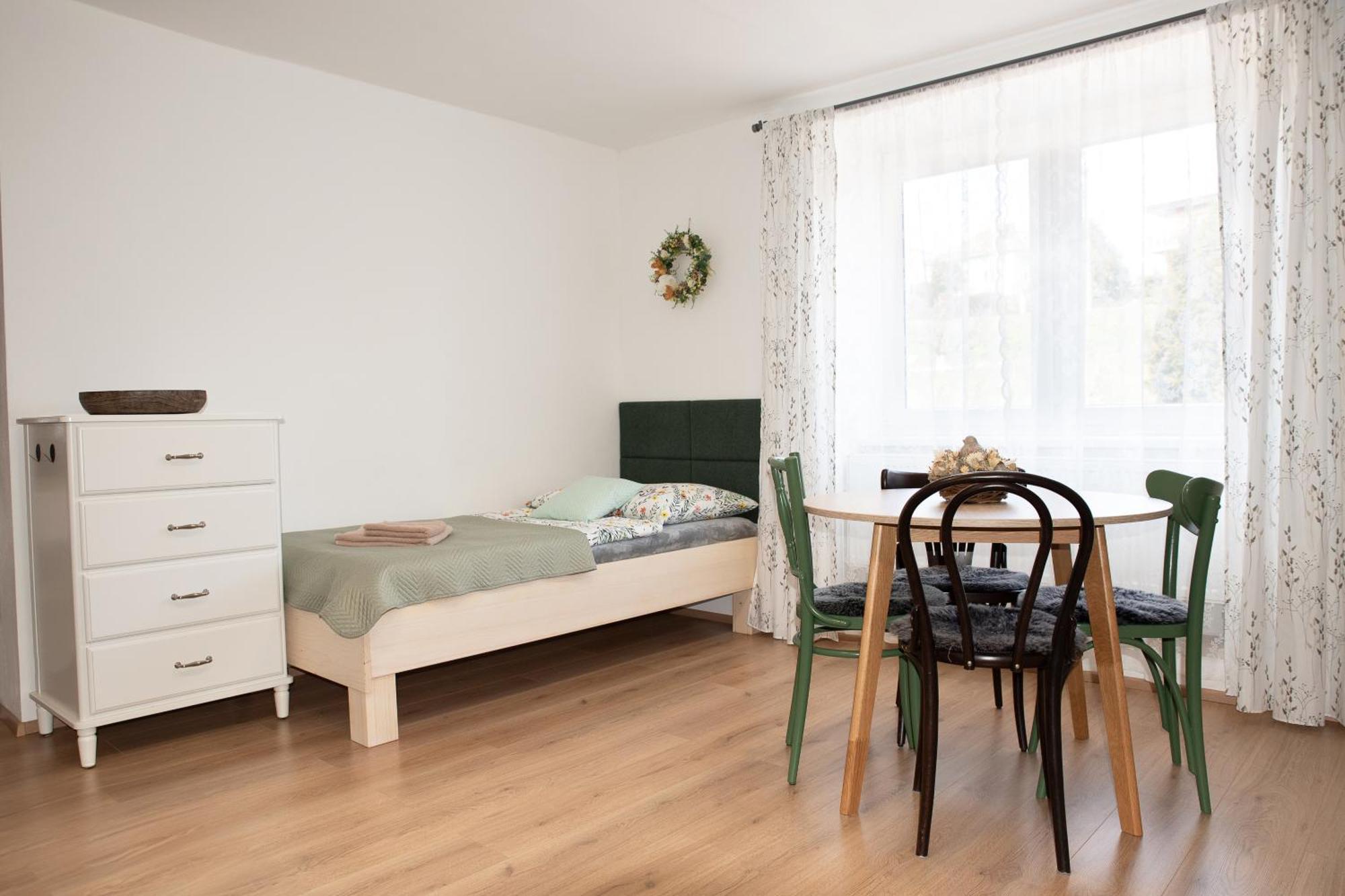 Apartman Mloci Udoli • Podyji Зноймо Экстерьер фото